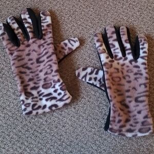 Leopard Print Womens Fleece Gloves For Touchscreen Use OSFA NWOT